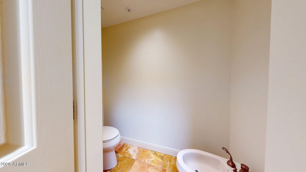 8100 E Camelback Road - Photo 24