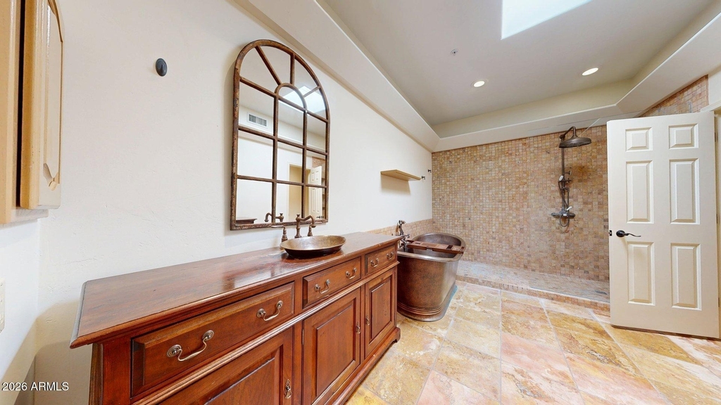 8100 E Camelback Road - Photo 19