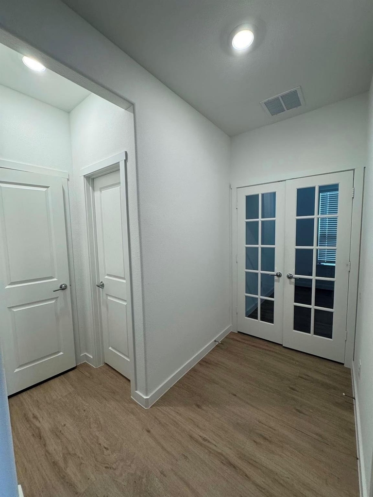 229 Invermore Drive - Photo 8