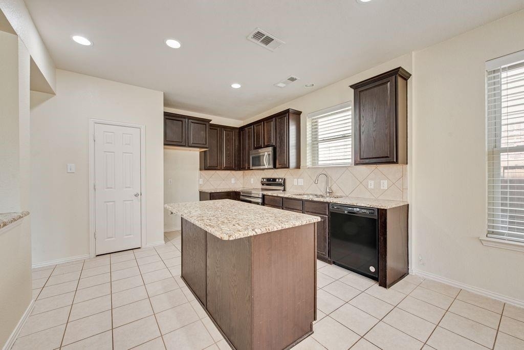 10516 Bolivar Drive - Photo 6