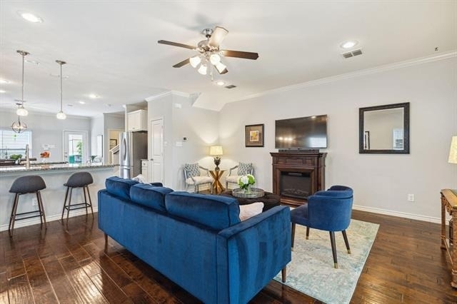 3705 Byers Avenue - Photo 1