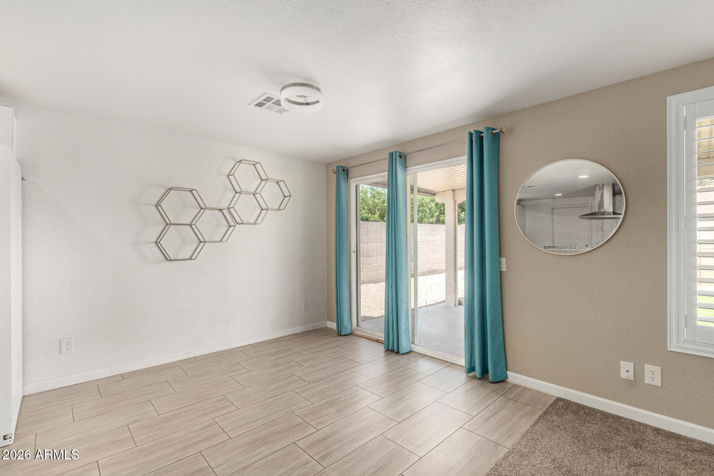 1512 W Mariposa Drive - Photo 6