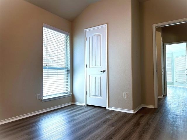 929 Hazels Way - Photo 8