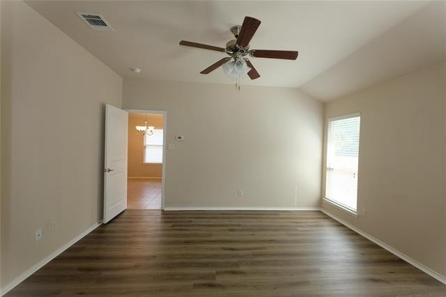 929 Hazels Way - Photo 4