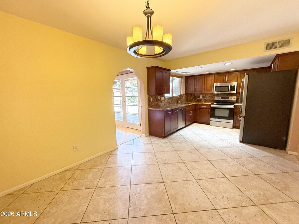 2102 W Knox Road - Photo 8