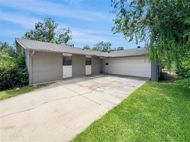 1319 Wisteria Way - Photo 12