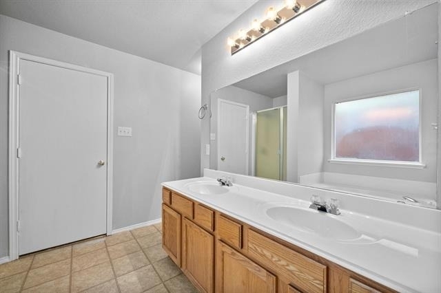 5012 Raymond Drive - Photo 10