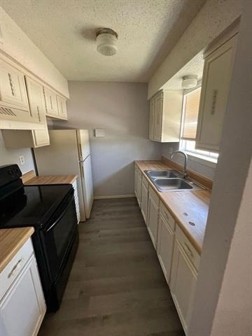 2410 N Willis Street - Photo 9