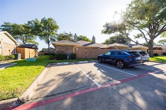 1805 Spring Creek Parkway - Photo 0