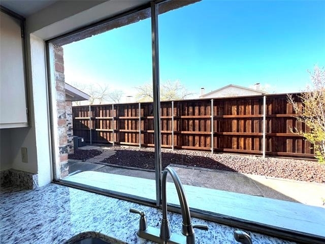 2110 Via Corona - Photo 5