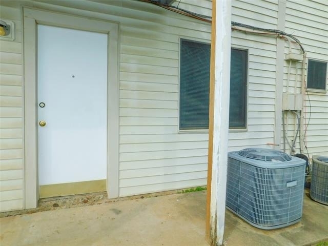 401 Betchan Street - Photo 13