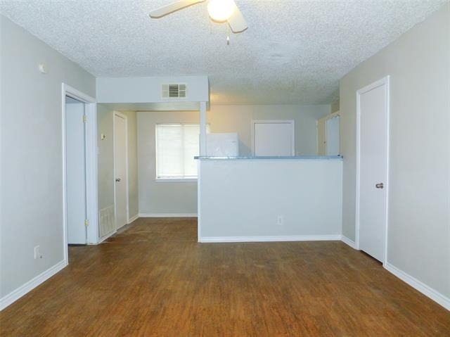 401 Betchan Street - Photo 3