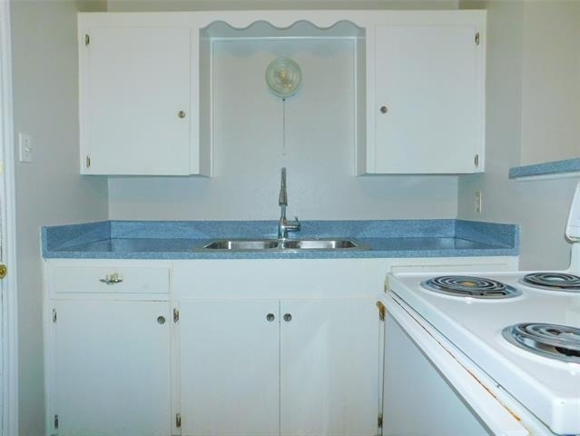 401 Betchan Street - Photo 6