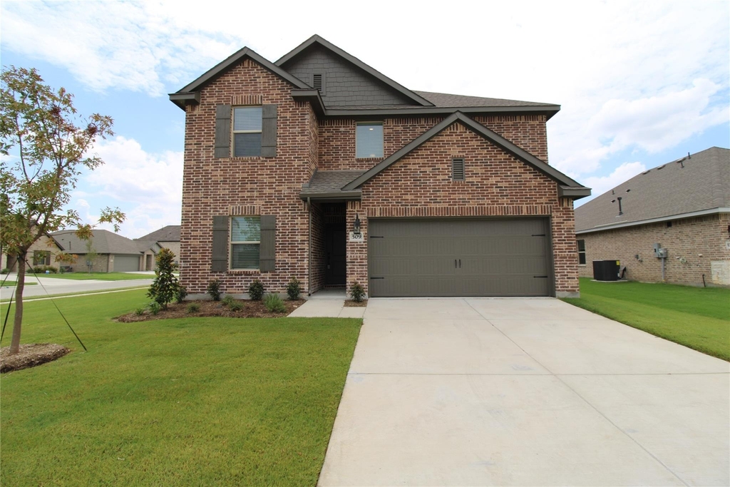 509 Ridgewood Drive - Photo 1