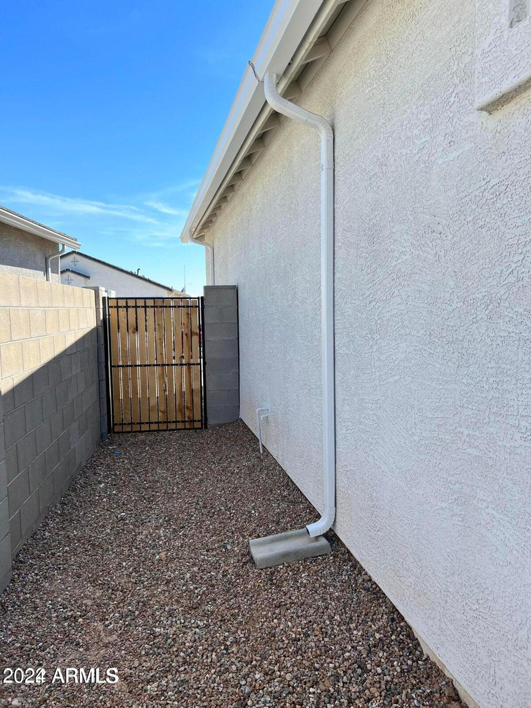 1058 W Avalon Canyon Drive - Photo 19
