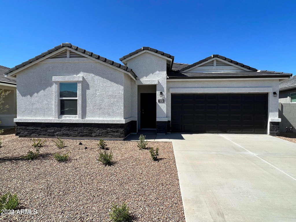 1058 W Avalon Canyon Drive - Photo 0