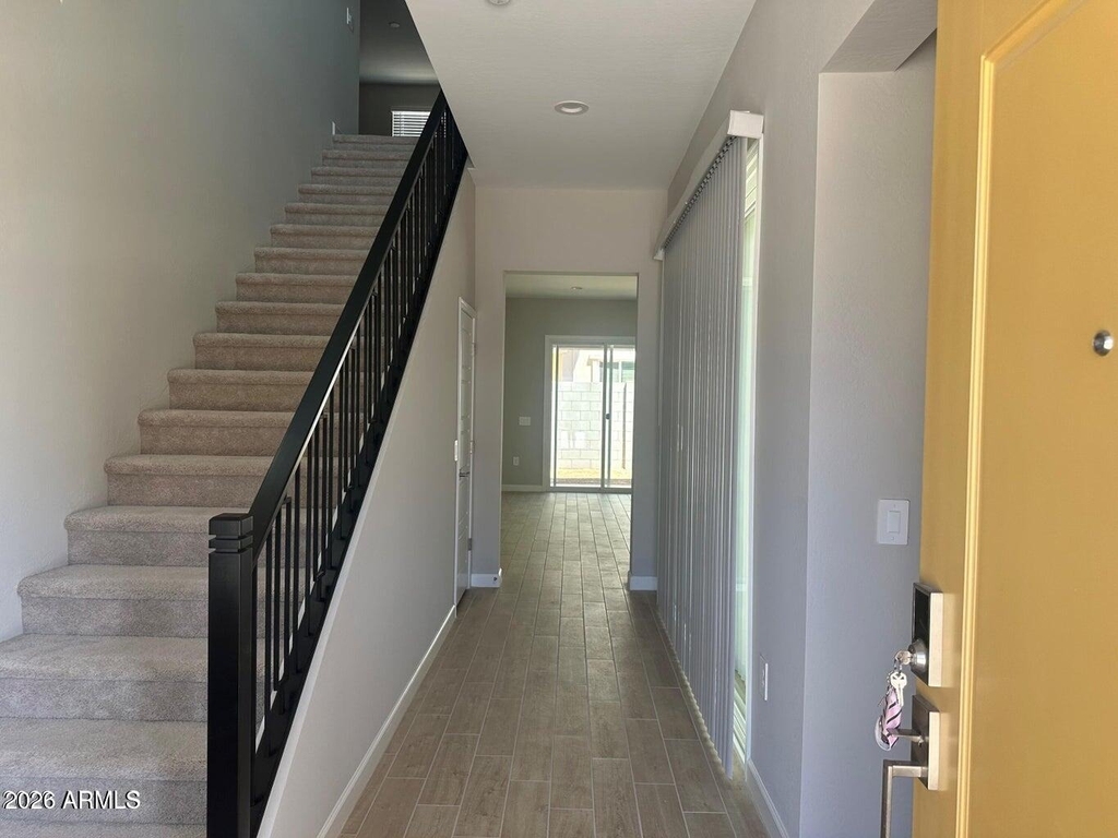 5124 E Coolbrook Avenue - Photo 2
