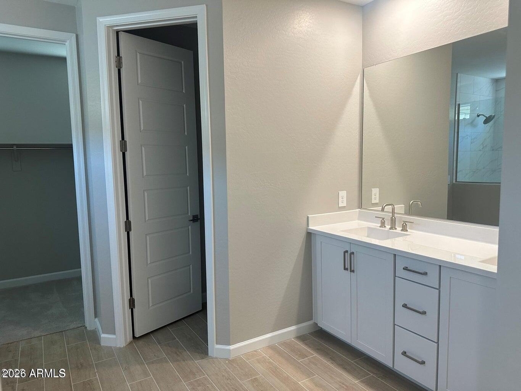 5124 E Coolbrook Avenue - Photo 3