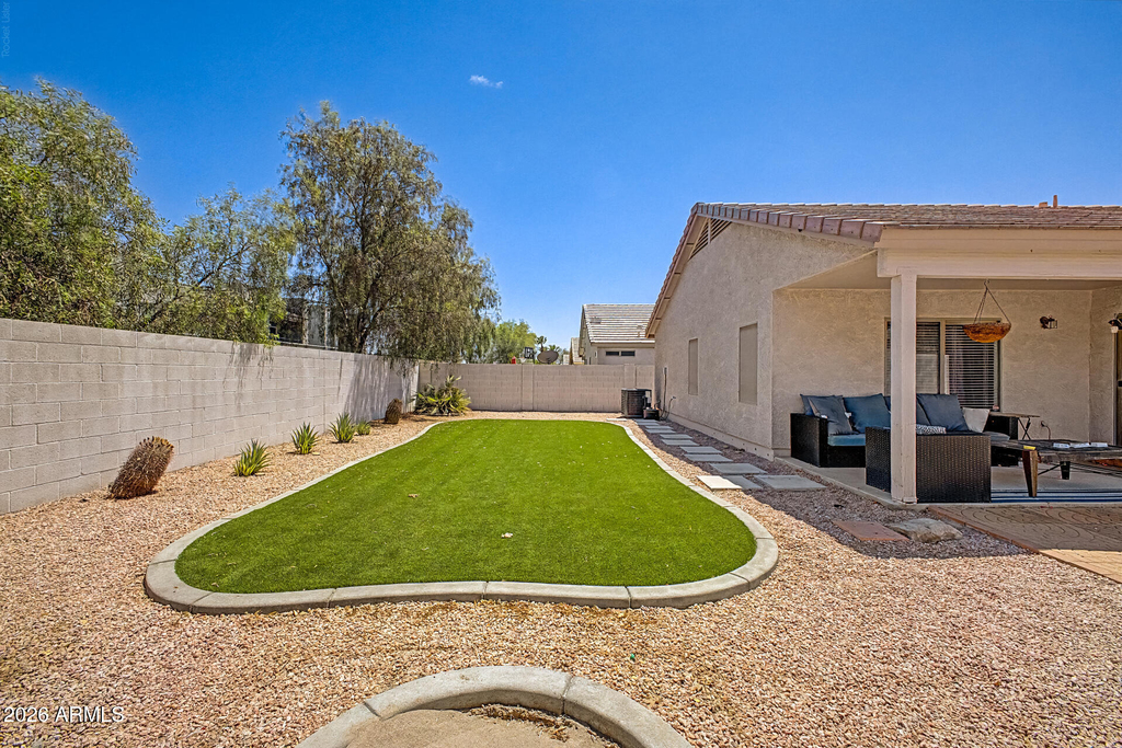 18849 N 25th Street - Photo 1