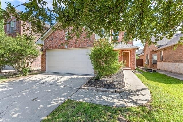 15920 Alvarado Drive - Photo 2