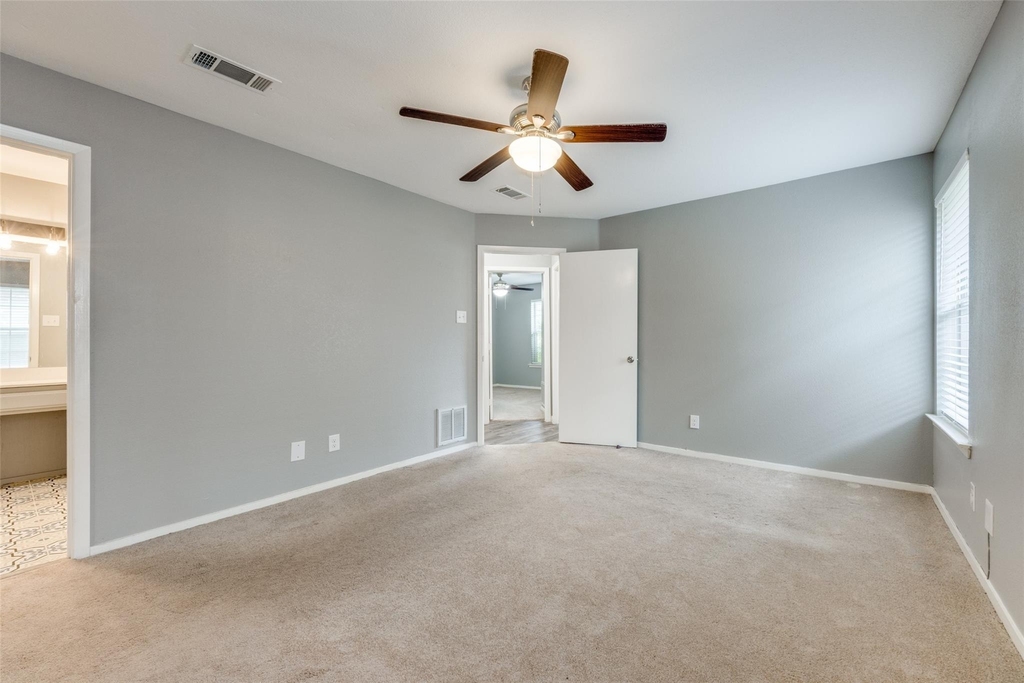 4817 Hara Lane - Photo 11