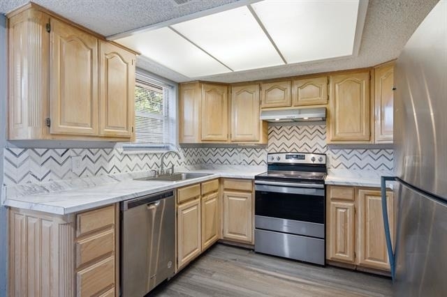 512 Sussex Drive - Photo 9