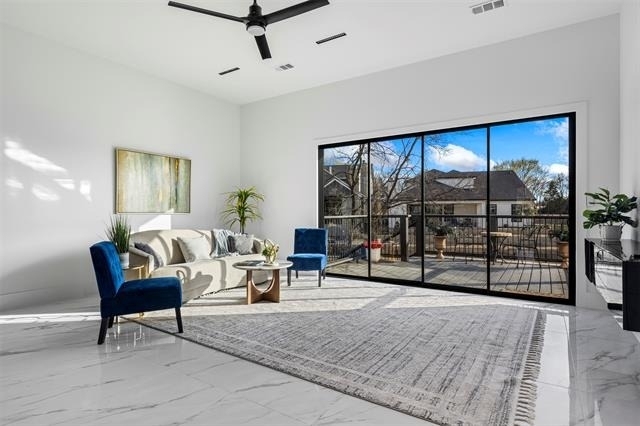 1022 Bow Street - Photo 1
