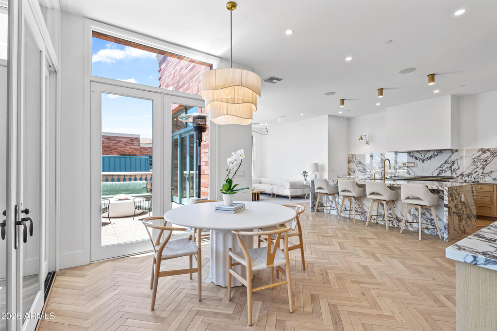 54 W Palm Lane - Photo 5