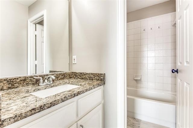 15704 Grove Crest Drive - Photo 19