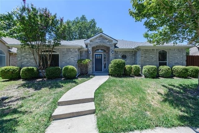3304 Felicia Court - Photo 3