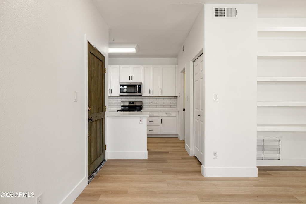 11333 N 92nd Street - Photo 2