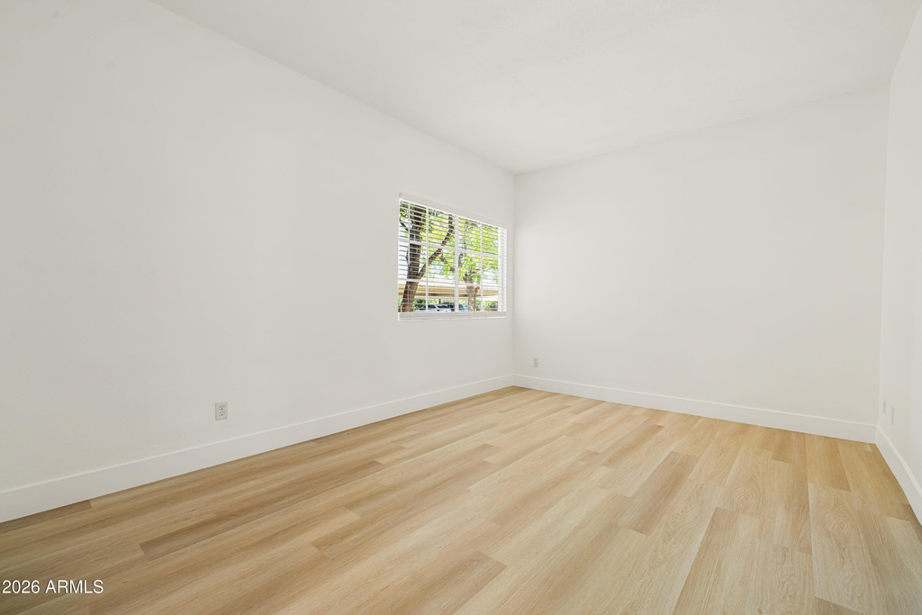 11333 N 92nd Street - Photo 15