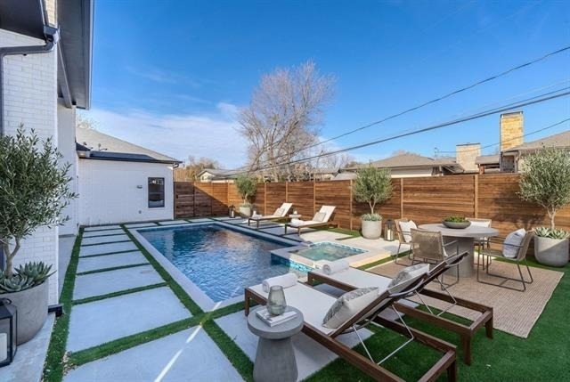 11232 Hillcrest Road - Photo 2