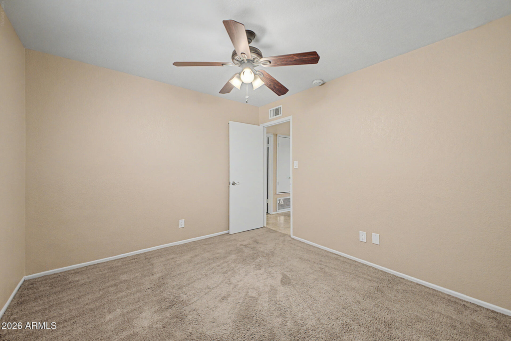 1324 W 12th Street - Photo 19