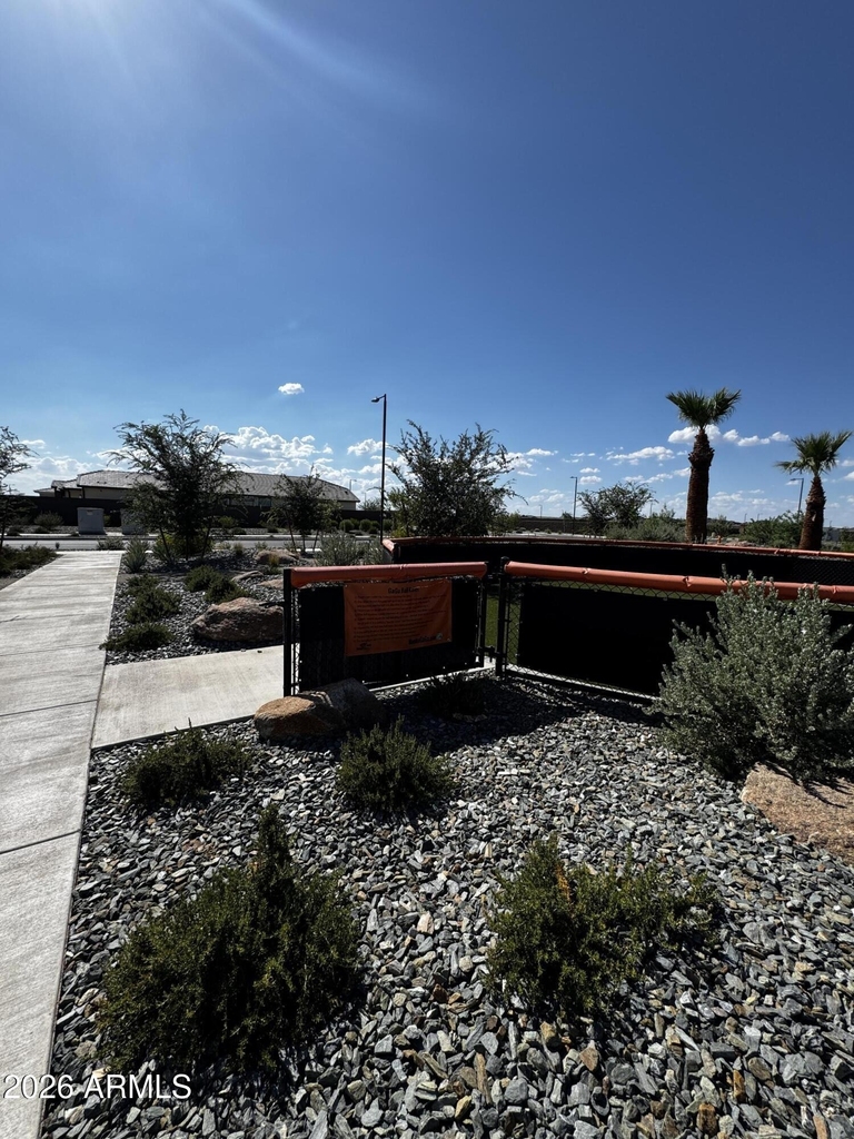 9819 W Flower Street - Photo 24
