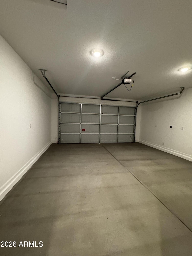 9819 W Flower Street - Photo 17