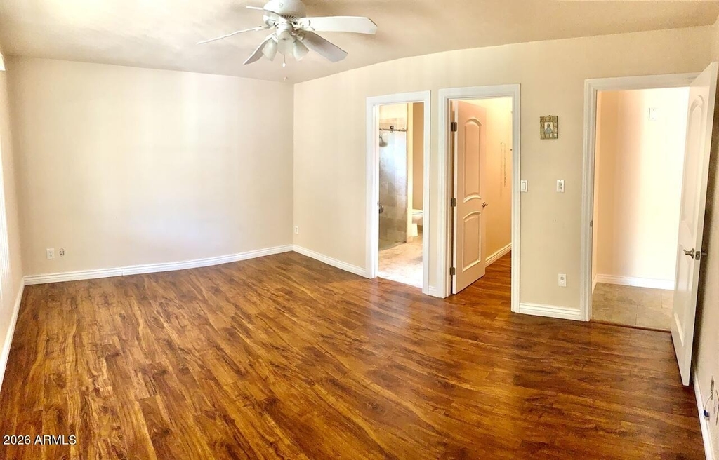 15611 N 57th Lane - Photo 8