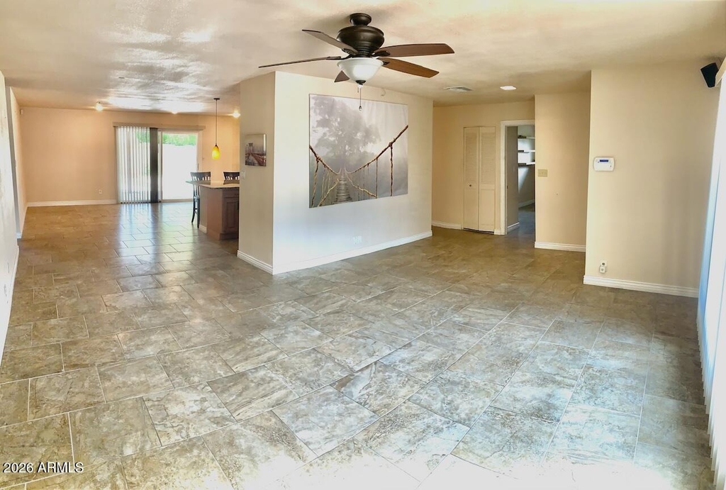 15611 N 57th Lane - Photo 3