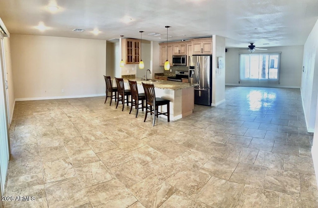 15611 N 57th Lane - Photo 2