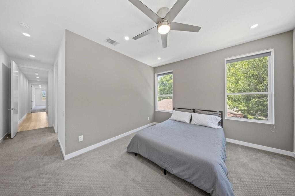 2722 Hondo Avenue - Photo 14