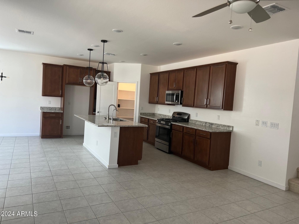 13857 S 177th Avenue - Photo 27