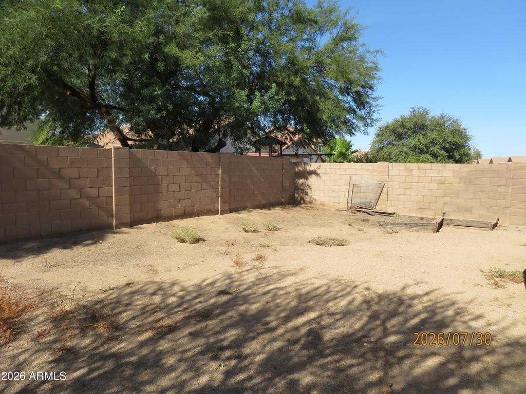 15446 W Gelding Drive - Photo 28
