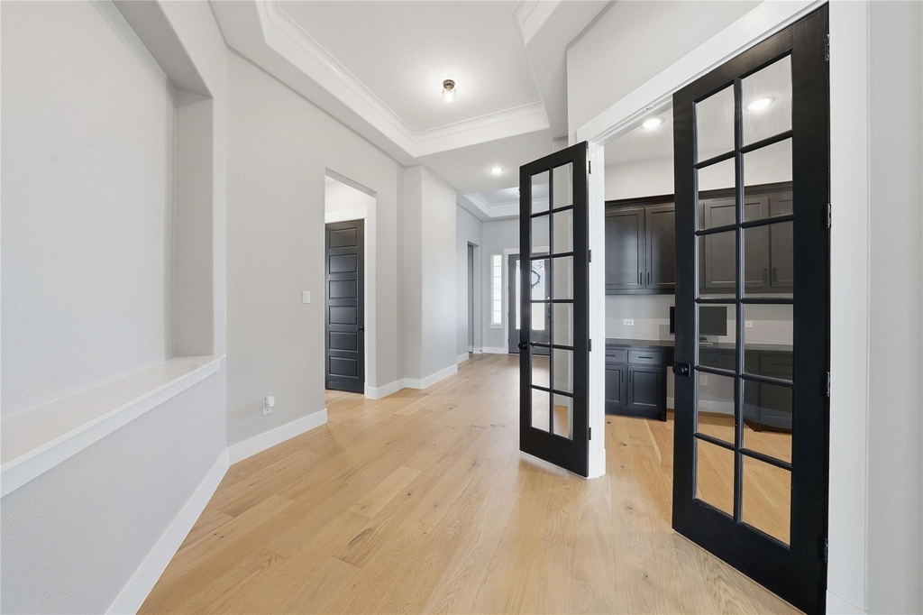 1410 Binkley Avenue - Photo 3