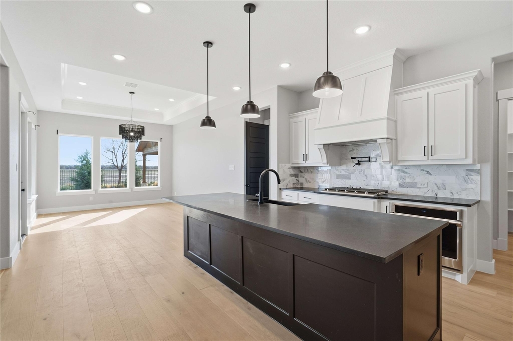 1410 Binkley Avenue - Photo 9