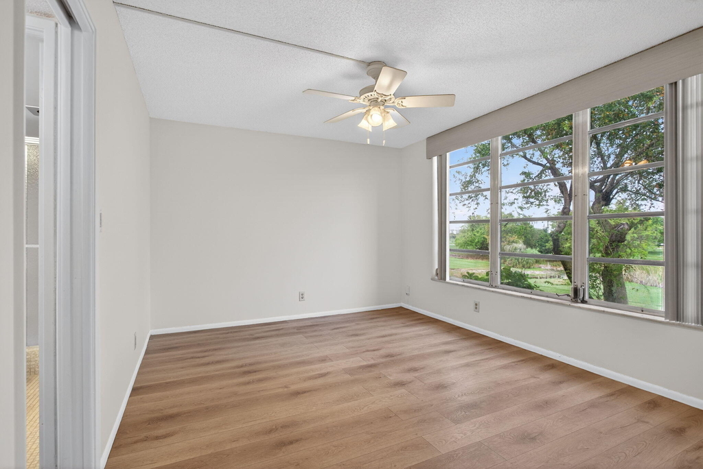 2651 S Palm Aire Drive - Photo 14