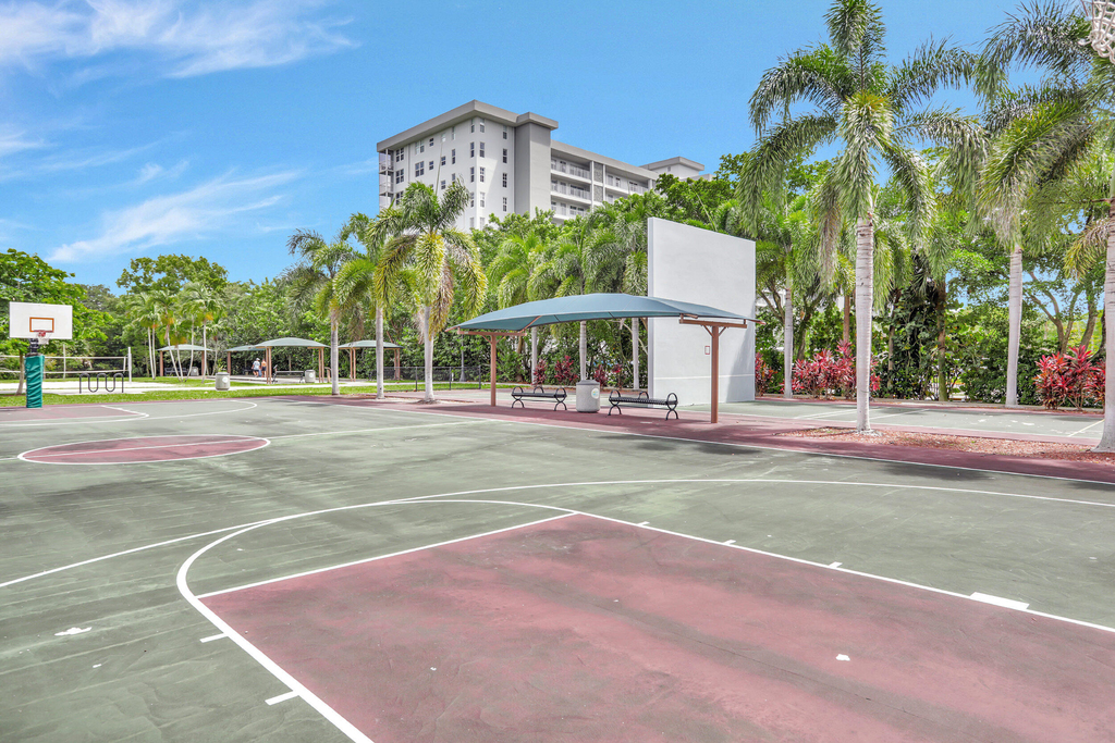 2651 S Palm Aire Drive - Photo 39