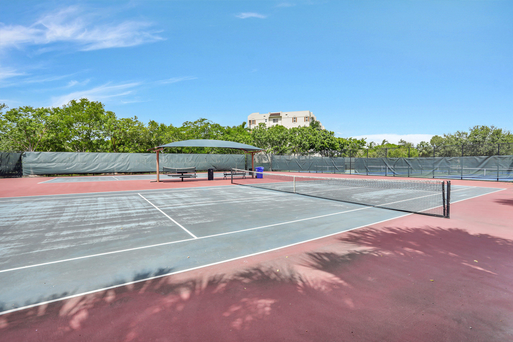2651 S Palm Aire Drive - Photo 33