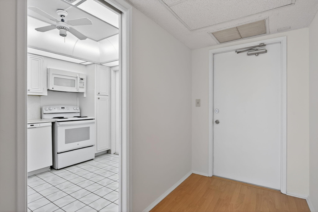 2651 S Palm Aire Drive - Photo 1