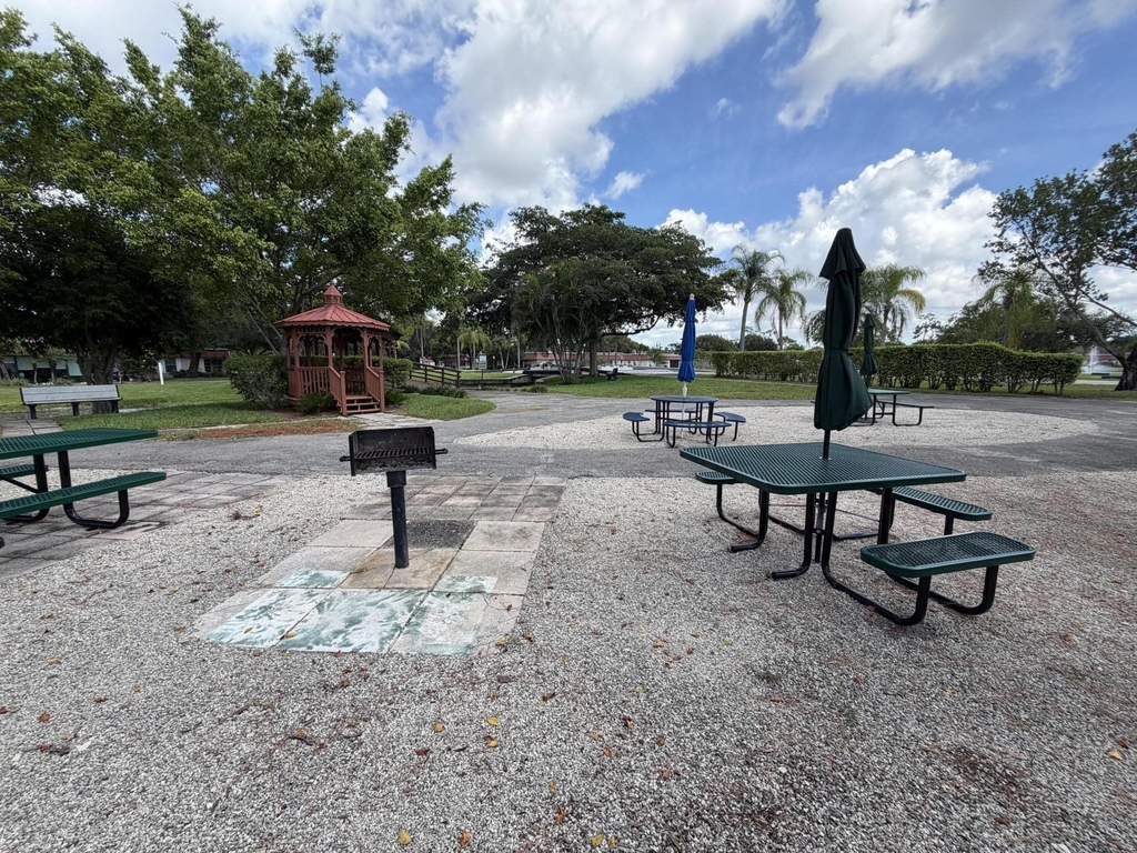 214 Down East Lane - Photo 35