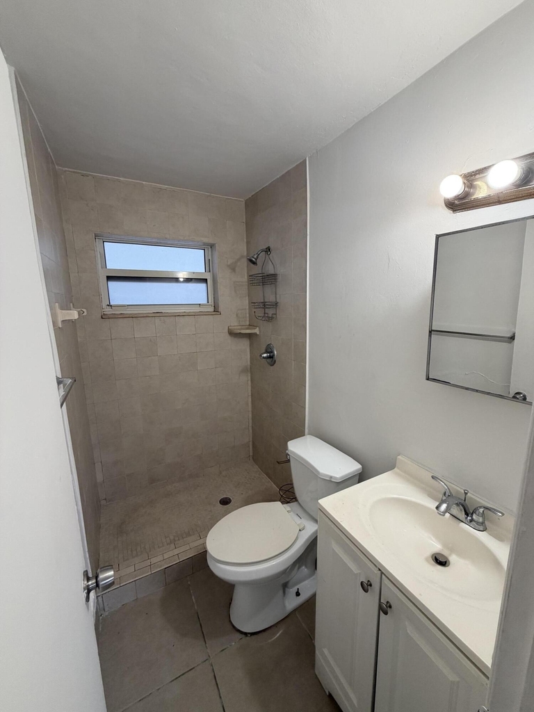 1124 Nw 2nd Street - Photo 4